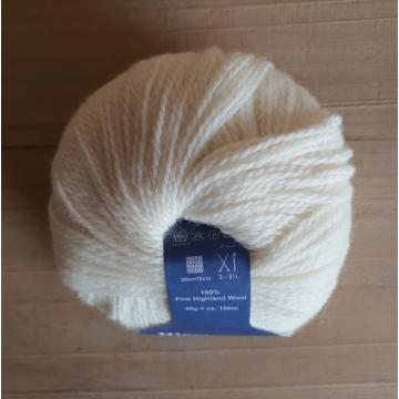 Hjerte Fine Highland Wool Farbe 100