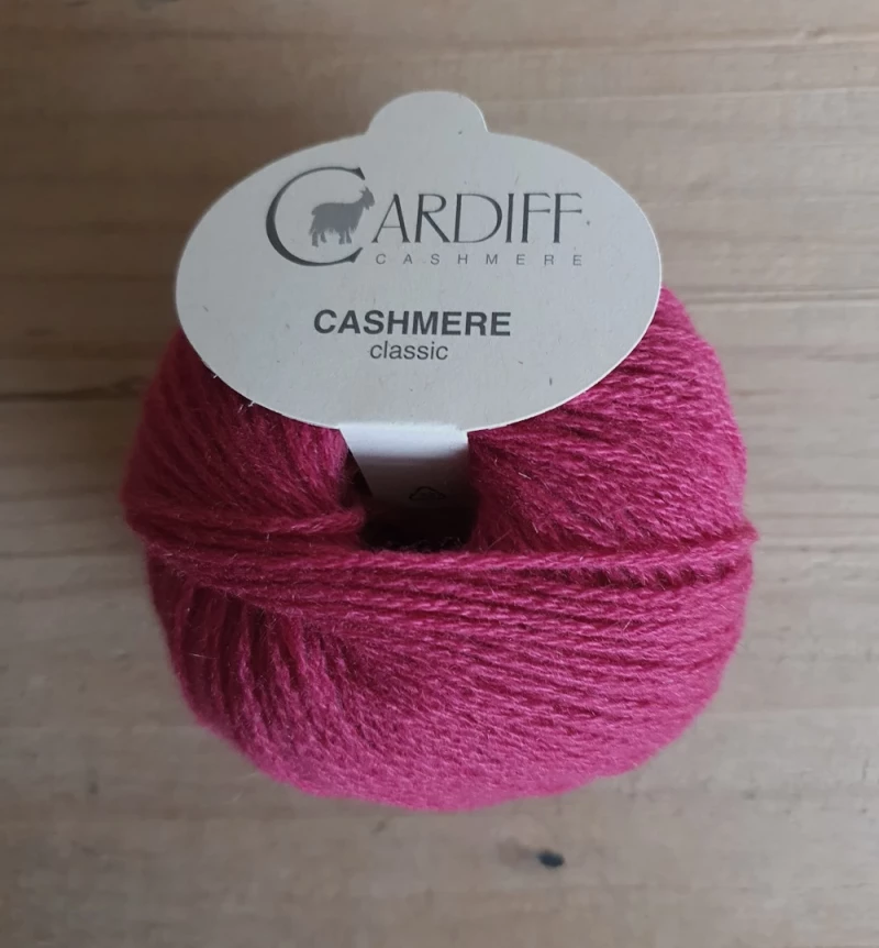 Cardiff Cashmere classic Farbe 578 Magritte