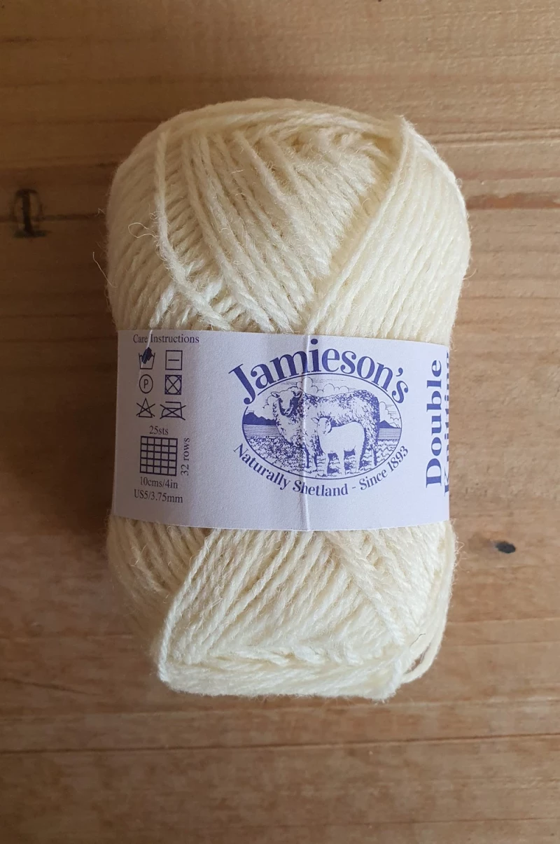 Double Knitting: 104 Natural White
