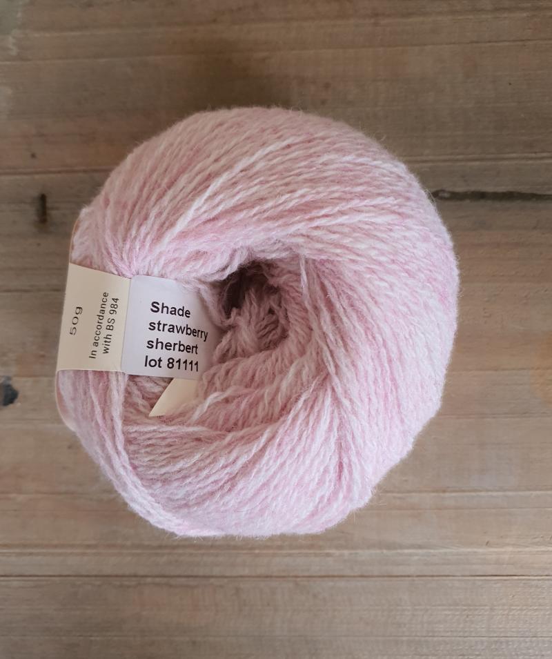 Supersoft 4ply: Strawberry Sherbet